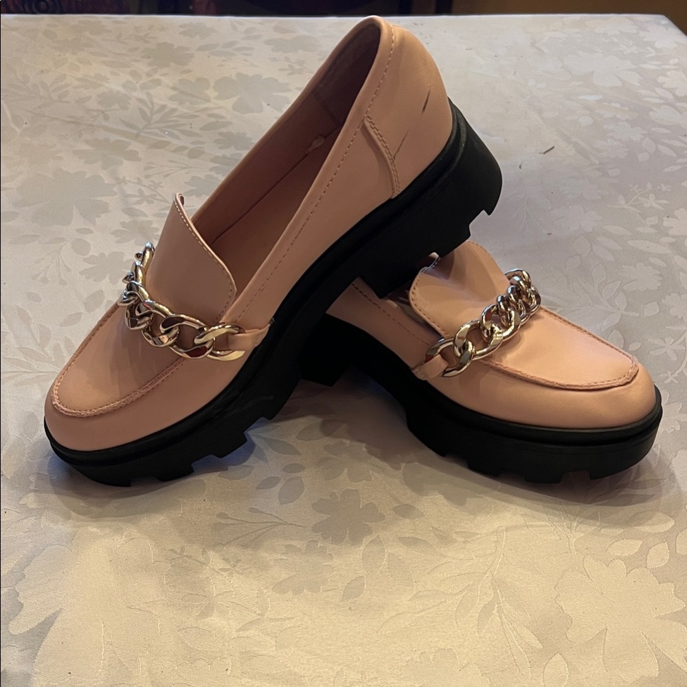 Elegant Pink Loafers with Chain Detail by Open Edit